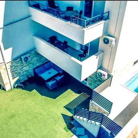Vip Deluxe Apartment Arian Novalja Exterior photo