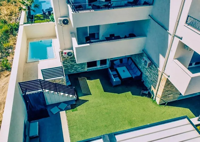 Vip Deluxe Apartment Arian