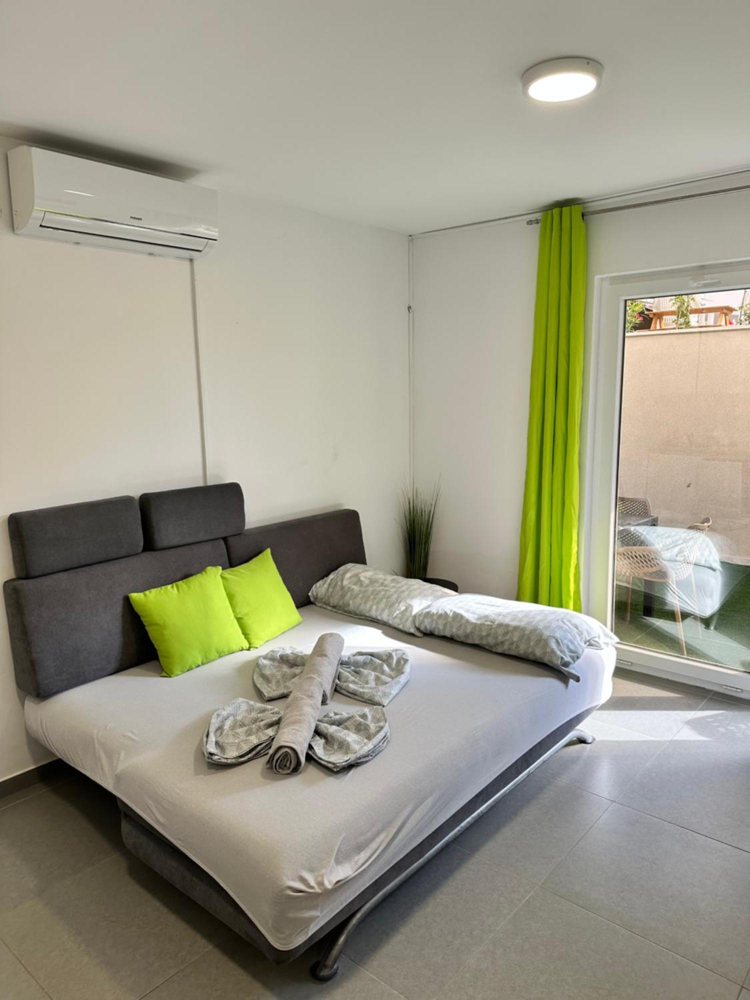 Apartment Vip Deluxe Arian Novalja